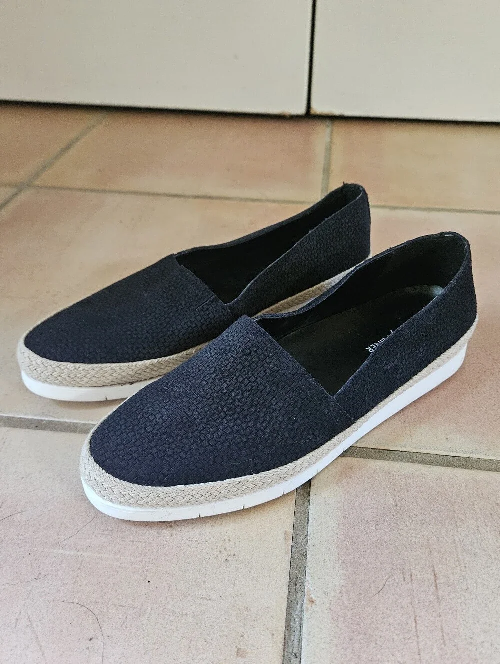 Donald J. Pliner Perci Espadrilles